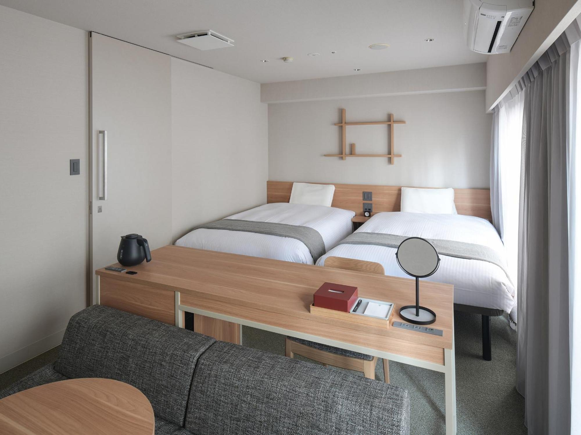 Vessel Inn Asakusa Tsukuba Express Tokyo Exterior photo